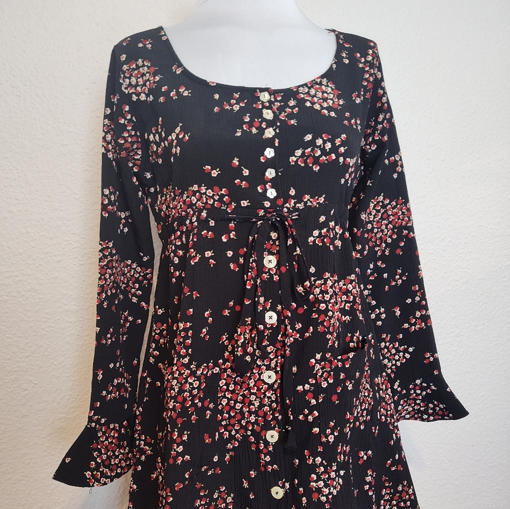Esprit Vintage Black and Red Floral Dress